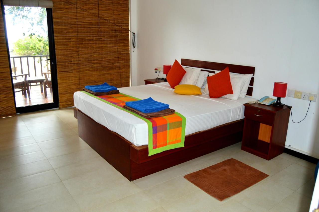 Welle Wadiya Beach Villa Kalpitiya Exterior photo