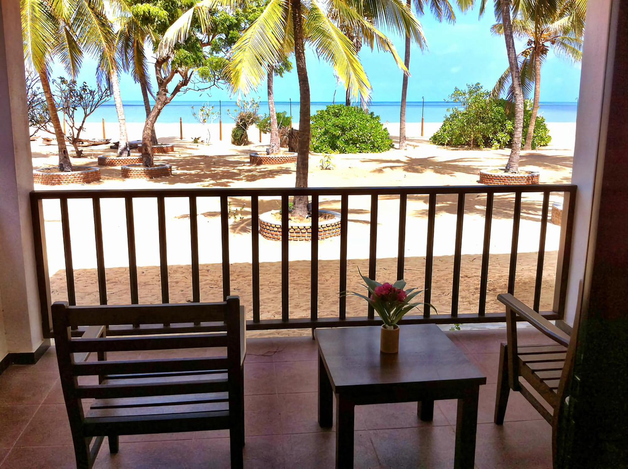 Welle Wadiya Beach Villa Kalpitiya Exterior photo